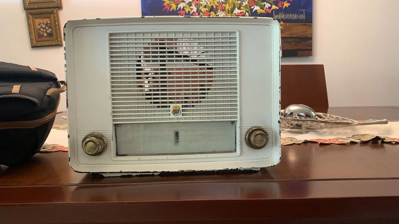 Radio de mesa: antes y después de la restauración
